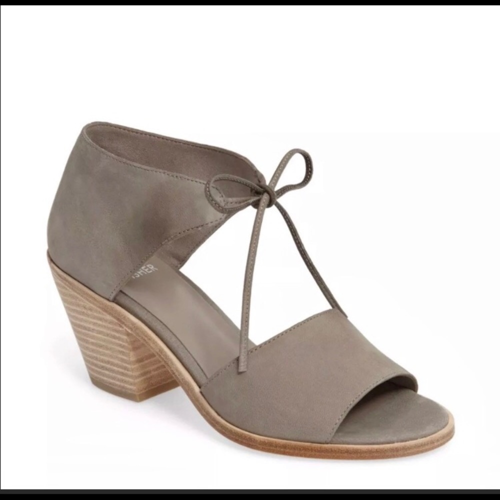 Nordstrom Eileen Fisher “Ann” tie sandal in “moon”